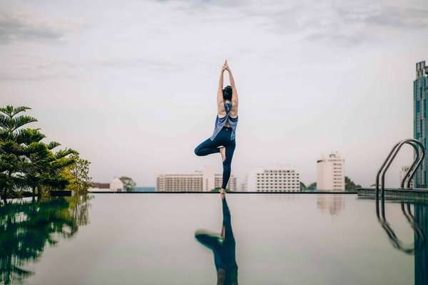 Quels sont les impacts de la thérapie de groupe sur la gestion de la dépression chez les adolescents?